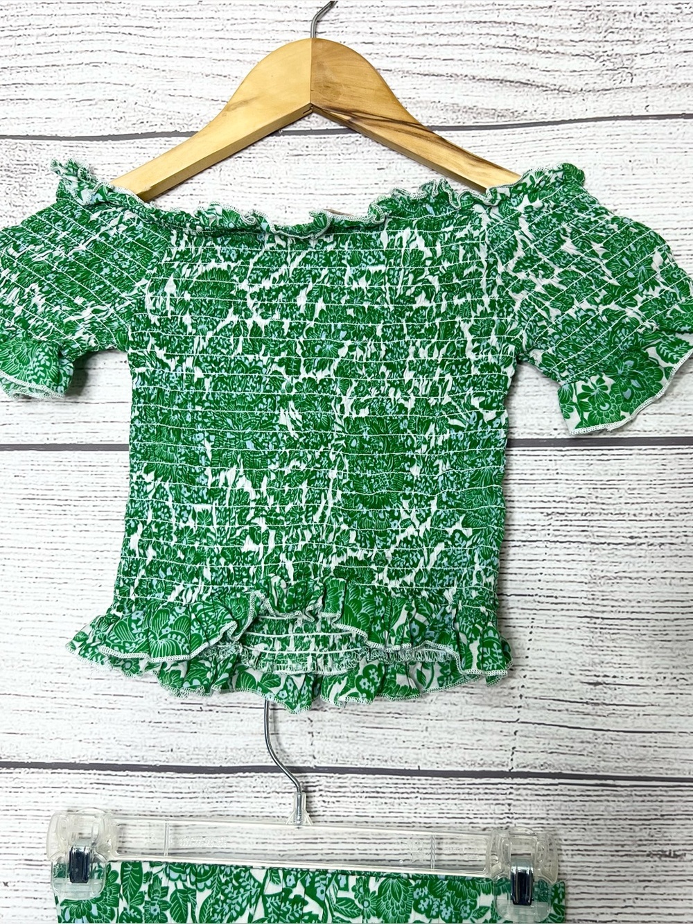 Olivaceous Green & White Floral Smocked Crop Top & Midi Skirt Set Size Small - Picture 12 of 16